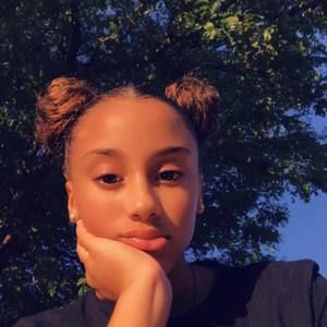 Meet your Posher, Arieana